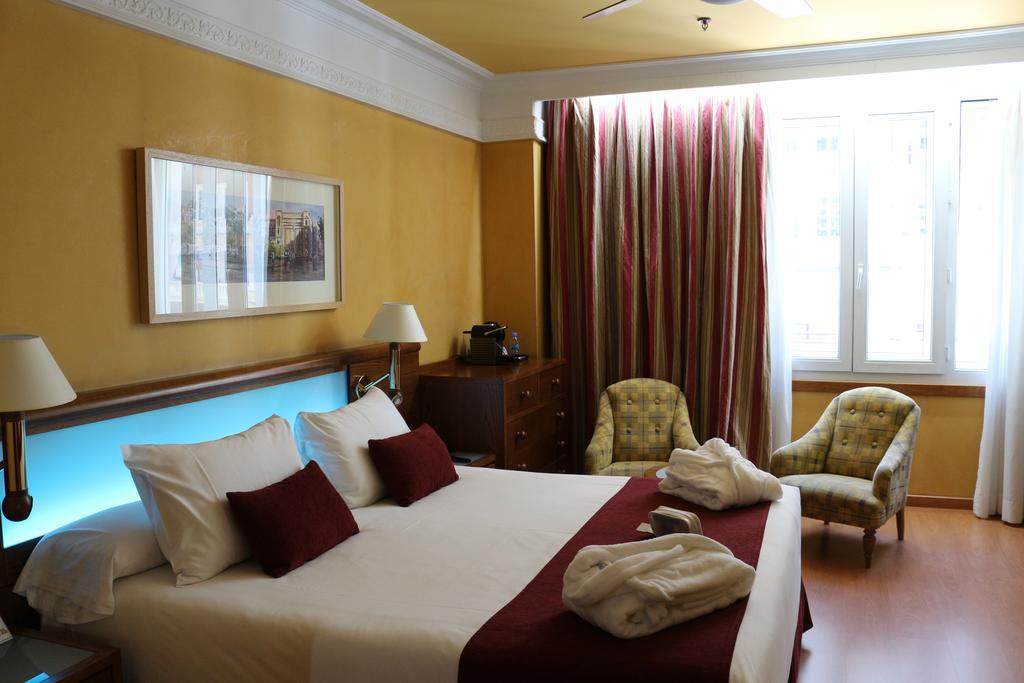 Senator Gran Via 70 Spa Hotel Madrid Bagian luar foto
